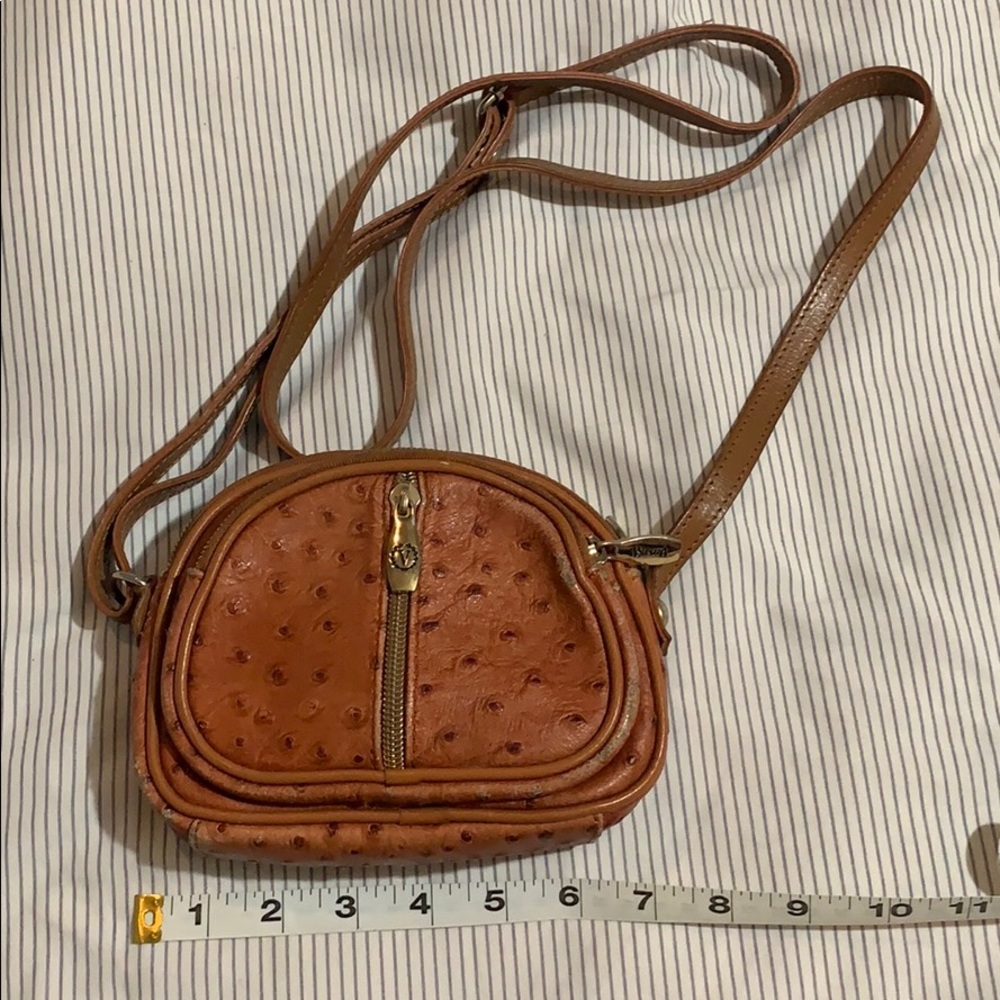 Valentina crossbody bag .